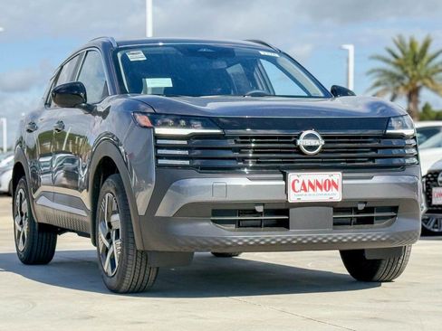 New 2026 Nissan Kicks SV image 5