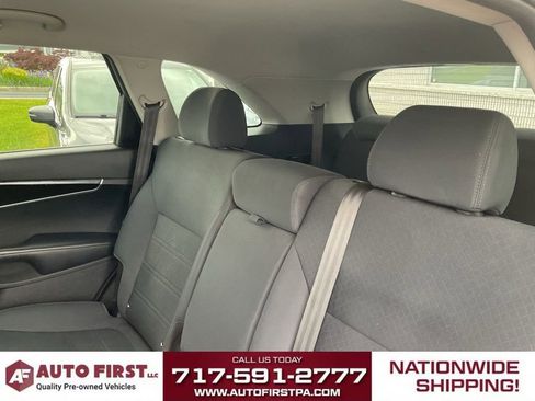 Used 2020 Kia Sorento AWD V6 image 10