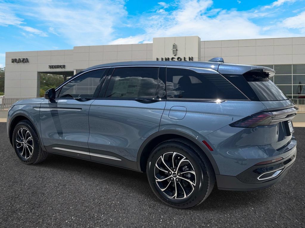 New 2026 Lincoln Nautilus Premier AWD/4WD image 5