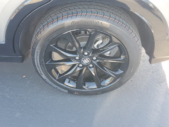 Certified 2024 Buick Encore GX Sport Touring w/ Experience Buick Package AWD/4WD image 5