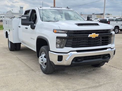 New 2026 Chevrolet Silverado 3500 W/T w/ WT Convenience Package AWD/4WD image 1