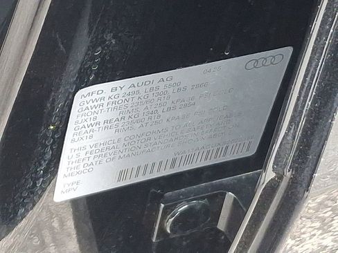 Certified 2025 Audi Q5 Premium w/ Convenience Package image 27