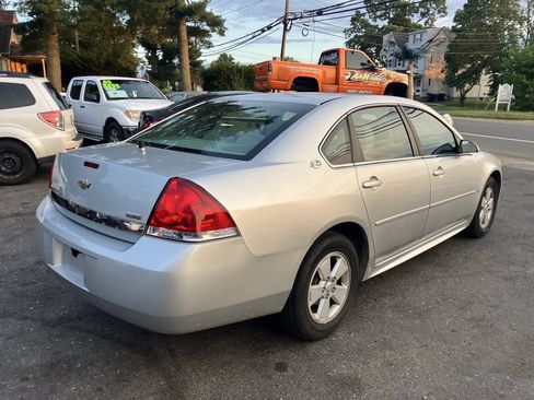 Used 2009 Chevrolet Impala LS FWD image 12