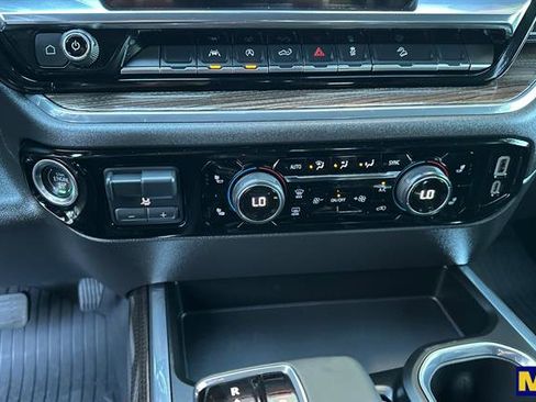 Used 2025 Chevrolet Silverado 1500 LT image 27