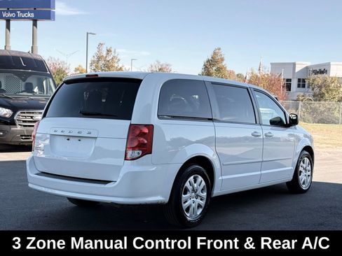 Used 2016 Dodge Grand Caravan SE w/ Quick Order Package 29E SE image 7