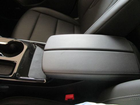 Used 2025 Buick Envision Preferred AWD/4WD image 37