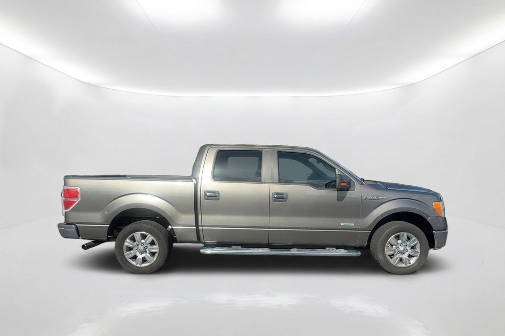 Used 2011 Ford F150 XLT w/ XLT Chrome Pkg RWD image 4