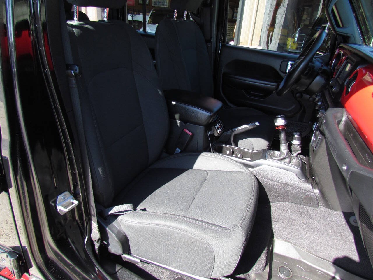 Used 2021 Jeep Wrangler Unlimited Sport AWD/4WD image 19