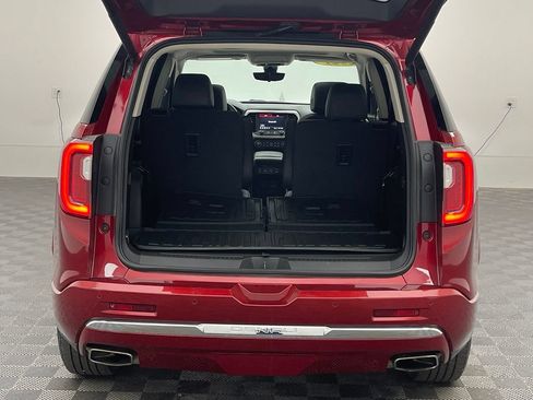 Used 2021 GMC Acadia Denali w/ Denali Technology Package FWD image 13