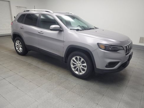 Used 2019 Jeep Cherokee Latitude w/ Popular Appearance Group AWD/4WD image 11