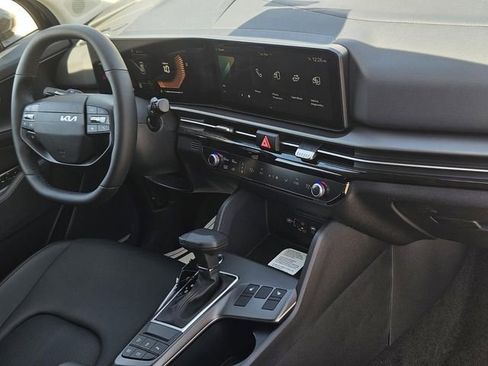 New 2026 Kia Sportage EX FWD image 10