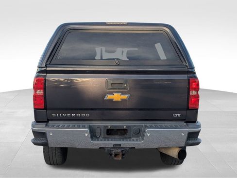 Used 2015 Chevrolet Silverado 2500 LTZ image 4