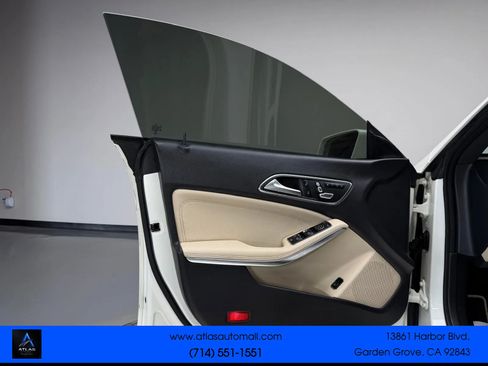 Used 2018 Mercedes-Benz CLA 250 image 21