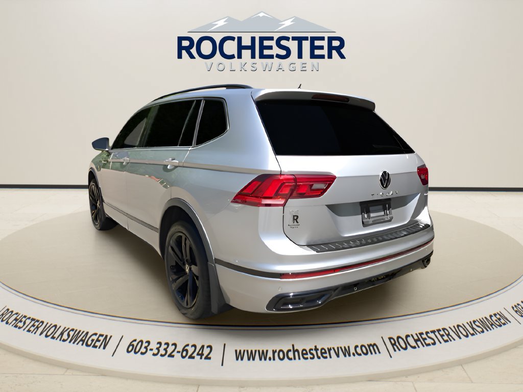 Used 2024 Volkswagen Tiguan SE R-Line AWD/4WD image 5