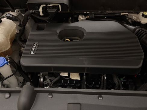 Used 2021 Lincoln Nautilus Reserve image 29