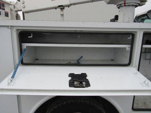 Used 2019 Ford F550 2WD Regular Cab Super Duty w/ Snow Plow Prep Package image 15