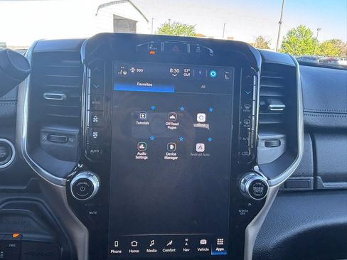 Used 2024 RAM 2500 Laramie w/ Safety Group AWD/4WD image 18