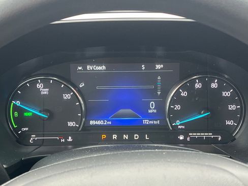 Used 2021 Ford Escape SE image 21