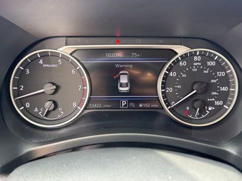 Used 2025 Nissan Sentra SR FWD image 15