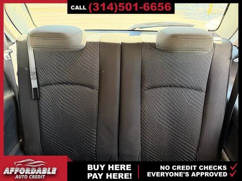 Used 2016 Dodge Journey SE w/ Flexible Seating Group image 12