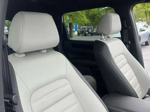 Certified 2025 Honda CR-V Sport Touring image 38