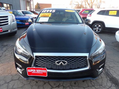 Used 2018 INFINITI Q50 Luxe w/ Essential Package (3.0T Luxe) image 2