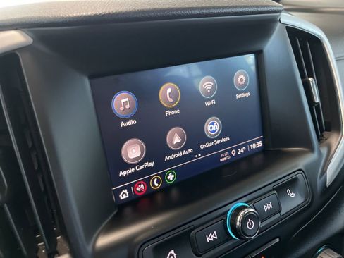 Used 2023 GMC Terrain SLE FWD image 11