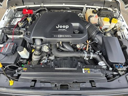 Used 2020 Jeep Wrangler Unlimited Sport AWD/4WD image 10