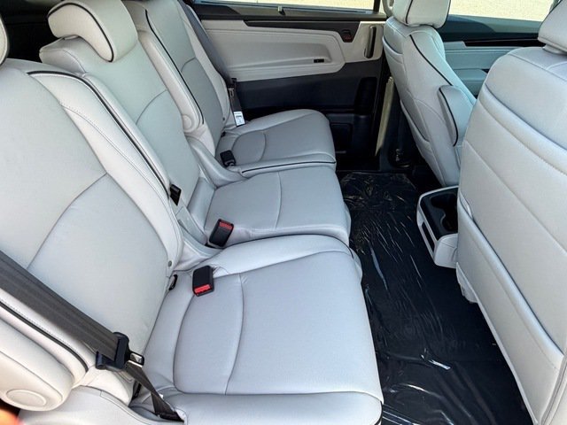 New 2027 Honda Odyssey Touring image 13