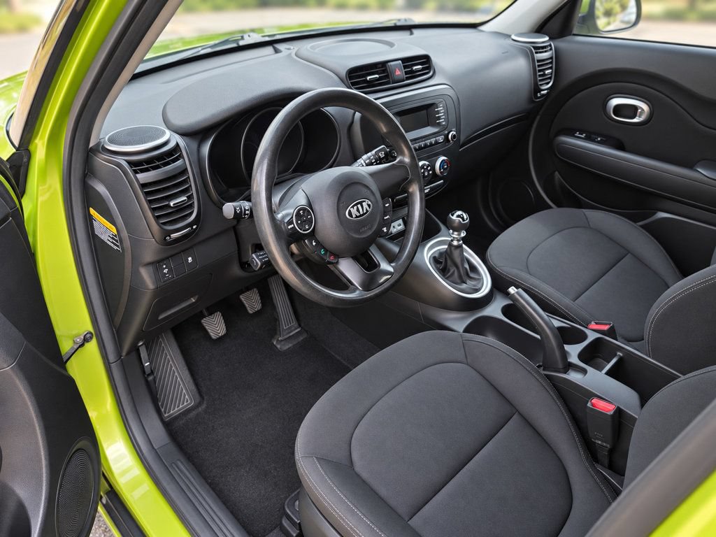 Used 2014 Kia Soul FWD image 9