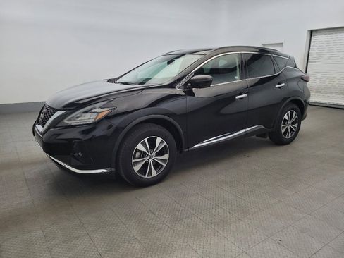 Used 2023 Nissan Murano SV image 2