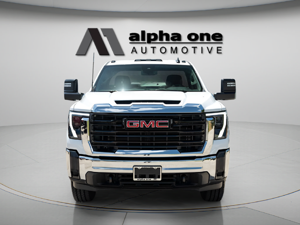 Used 2026 GMC Sierra 2500 Pro AWD/4WD image 2