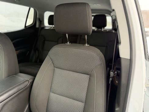 Used 2021 GMC Acadia SLE w/ Driver Convenience Package image 11