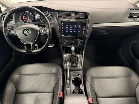 Used 2019 Volkswagen Golf Alltrack SE image 13