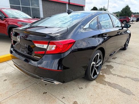 Used 2022 Honda Accord Sport image 4