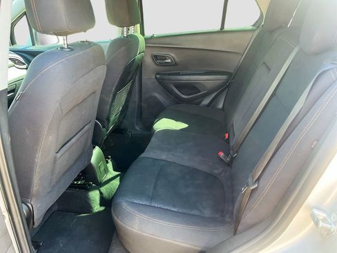 Used 2018 Chevrolet Trax LS FWD image 24