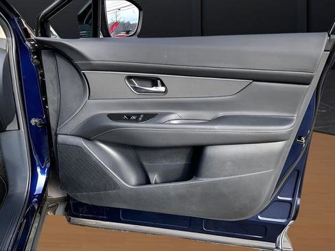 Used 2025 Nissan Murano SV image 21