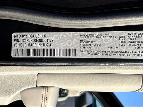Used 2022 Jeep Grand Cherokee Overland w/ Adv Protech Group III AWD/4WD image 19