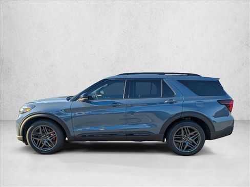 New 2025 Ford Explorer ST image 5