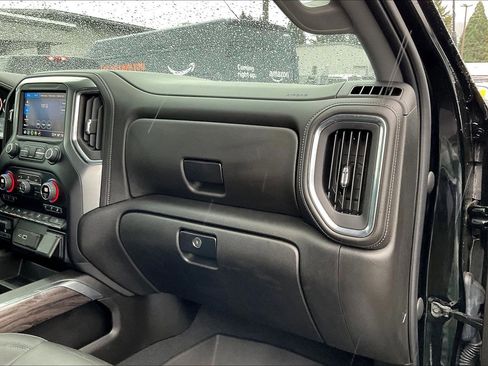 Used 2022 Chevrolet Silverado 2500 LTZ w/ LTZ Plus Package image 16