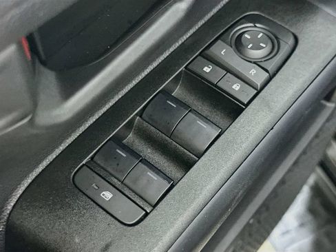 Used 2025 Toyota 4Runner SR5 AWD/4WD image 20