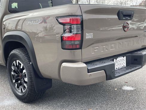 Used 2023 Nissan Frontier Pro-X w/ Technology Package image 12