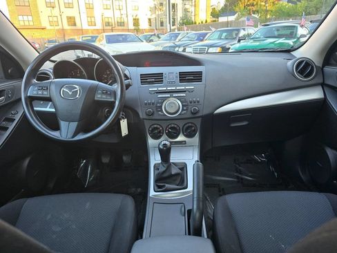 Used 2011 MAZDA MAZDA3 i Touring FWD image 17