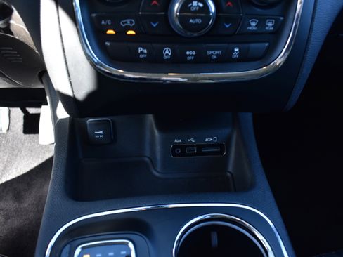 Used 2016 Dodge Durango Limited w/ Nav & Power Liftgate Group image 22