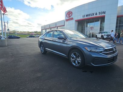Used 2024 Volkswagen Jetta SE