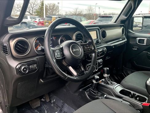 Used 2019 Jeep Wrangler Unlimited Sport S image 12