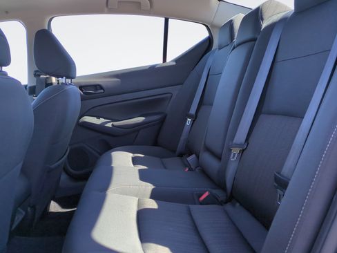 Certified 2024 Nissan Altima 2.5 SV FWD image 13