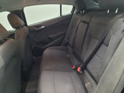 Used 2019 Chevrolet Cruze LT w/ Convenience Package image 18