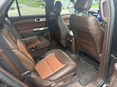 Used 2022 Ford Explorer King Ranch AWD/4WD image 6