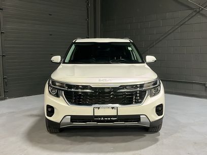 Used 2024 Kia Seltos EX